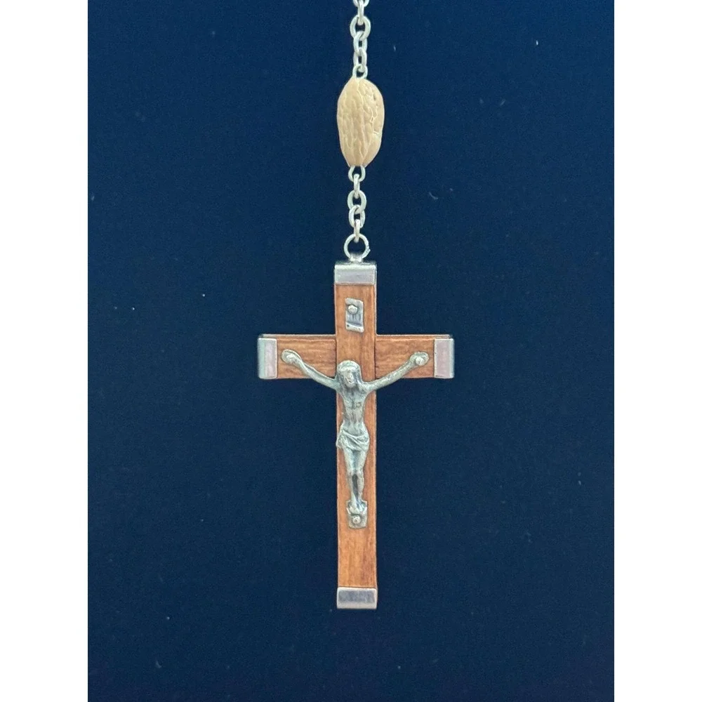 Vintage Italian Olive Wood Rosary Crucifix & Centerpiece Virgin Mary With Claspe